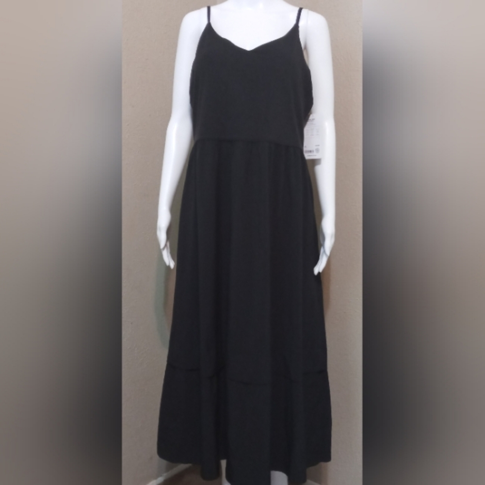 NWT Athleta Elation Vneck Hybrid Dress